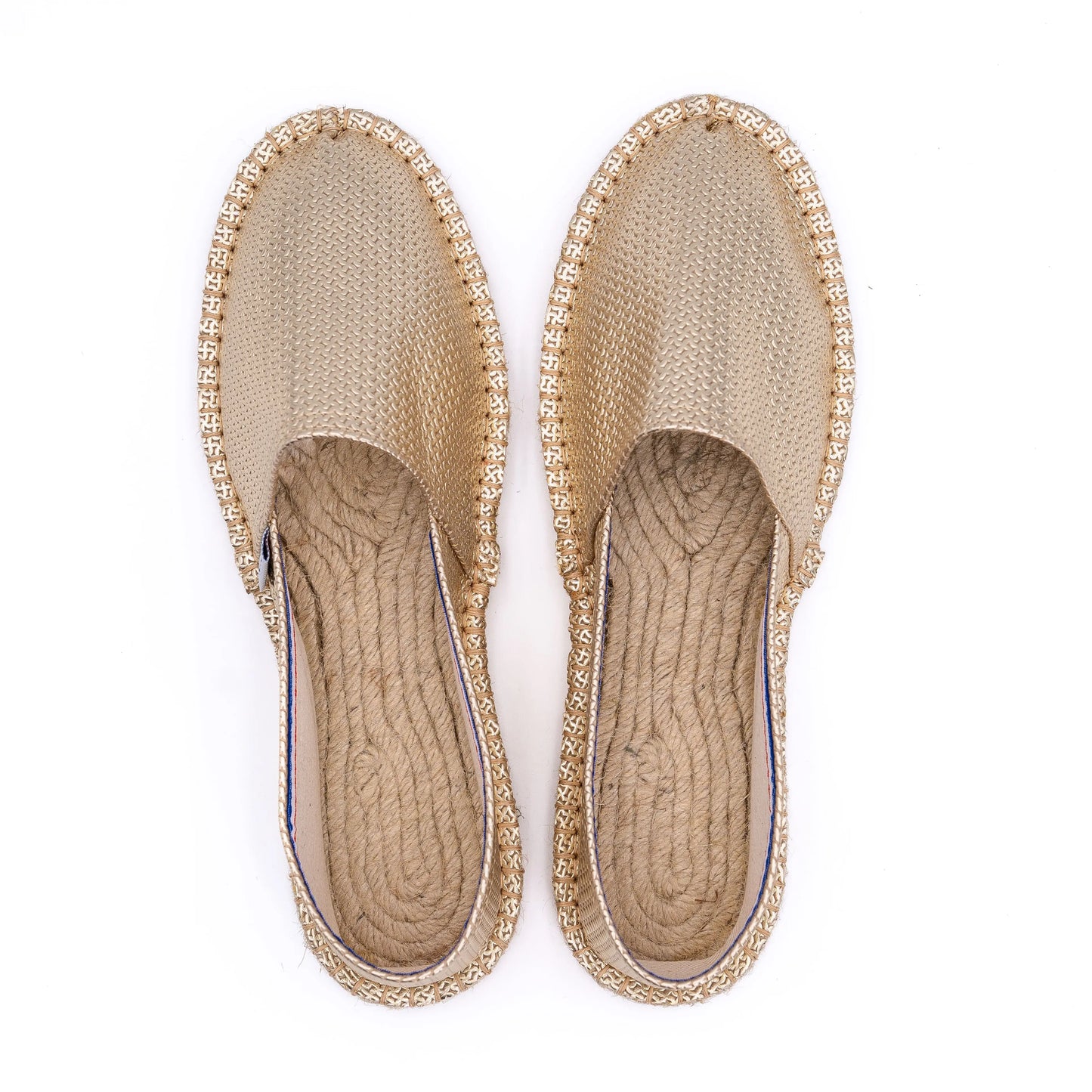 Paire d'espadrilles argentées fabriquées en France