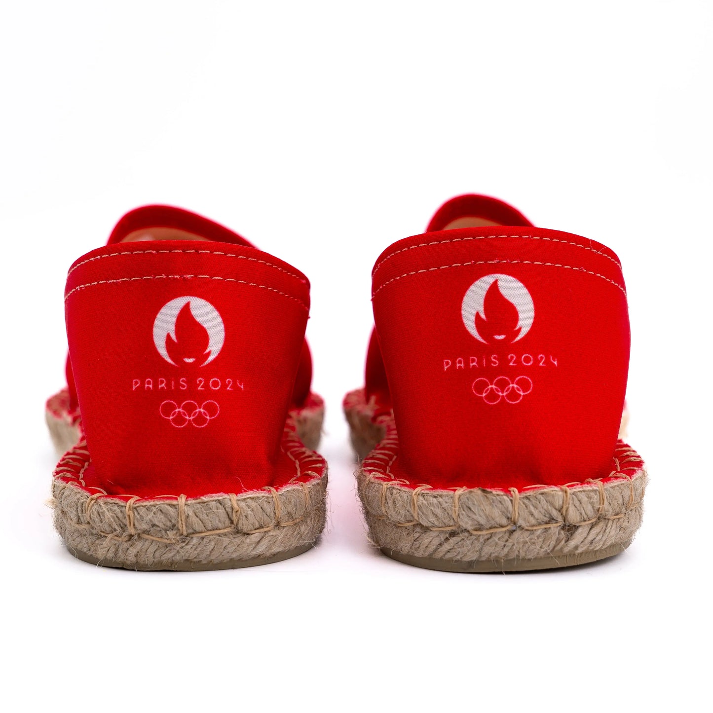 Vue arrière de l'espadrille mascotte olympique Paris 2024