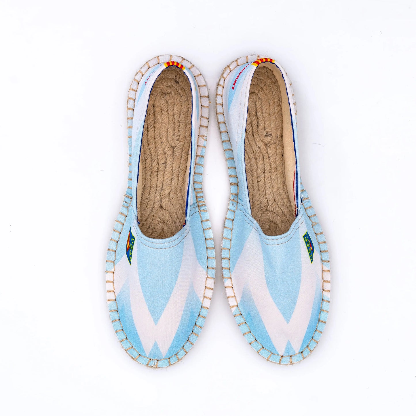 Vue de haut de l'espadrille USAP bleue et blanche