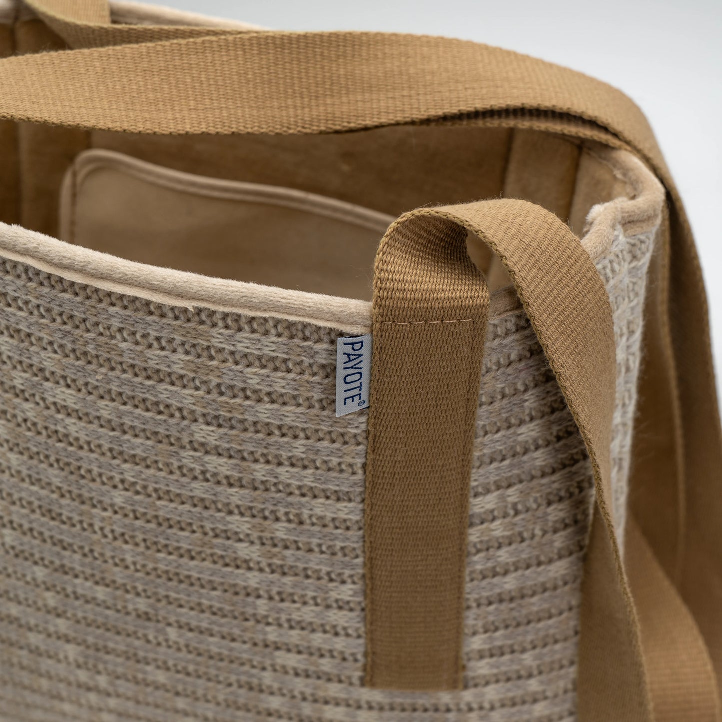 Vue intérieure du sac espadrille fourré gris