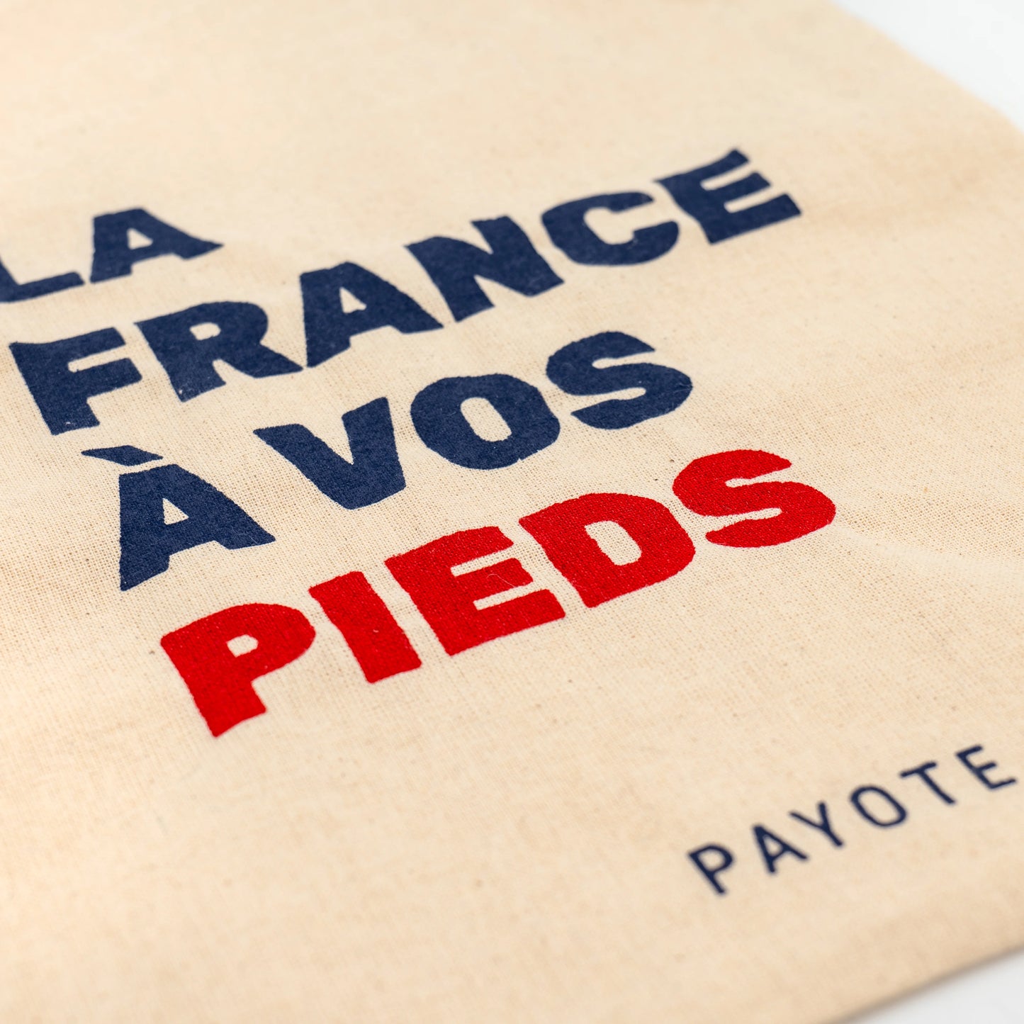 Sérigraphie "La France à vos pieds" sur le pochon cadeau