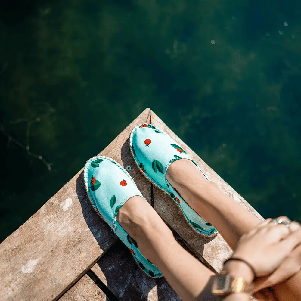 Espadrille à l'imprimé coccinelle