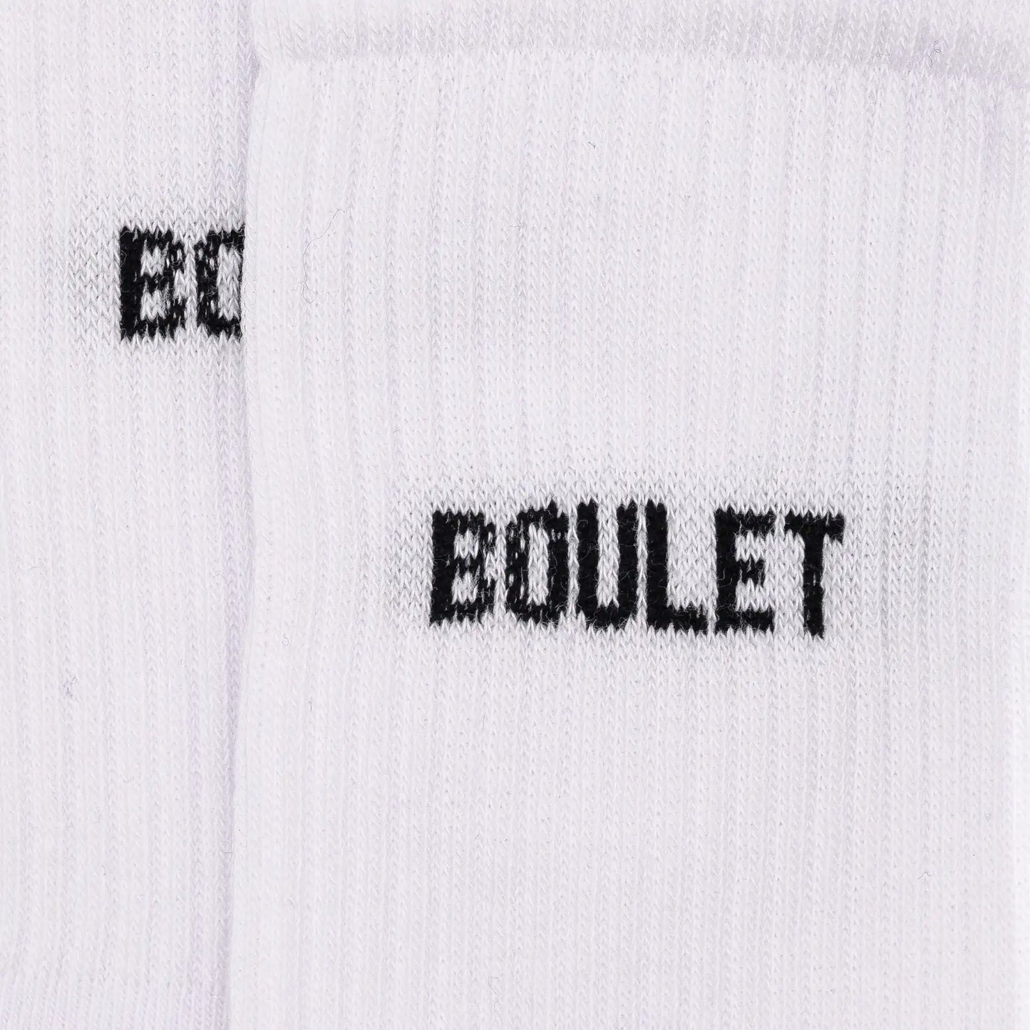 Chaussettes blanches à message "boulet"