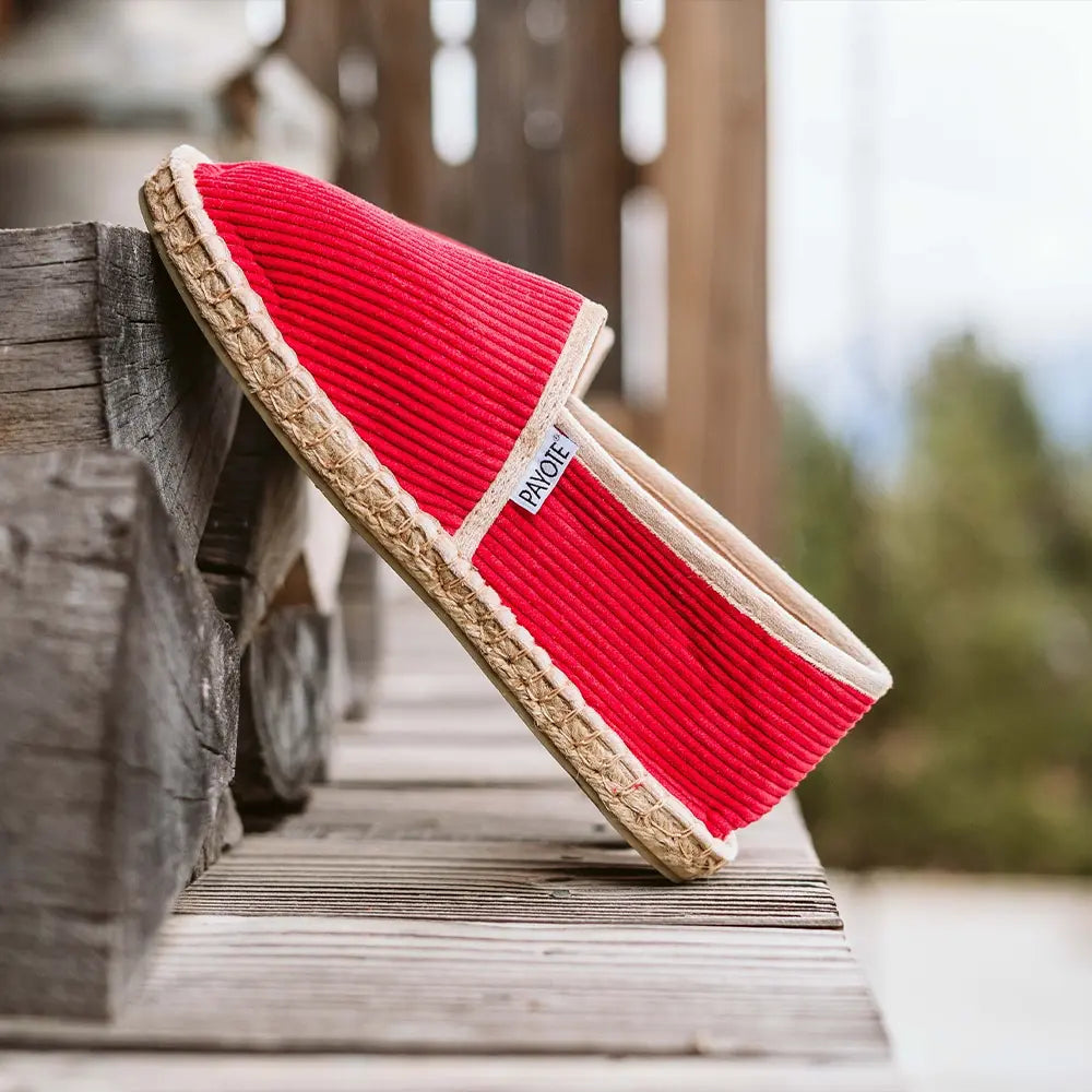 Chausson espadrille en velours côtelé rouge