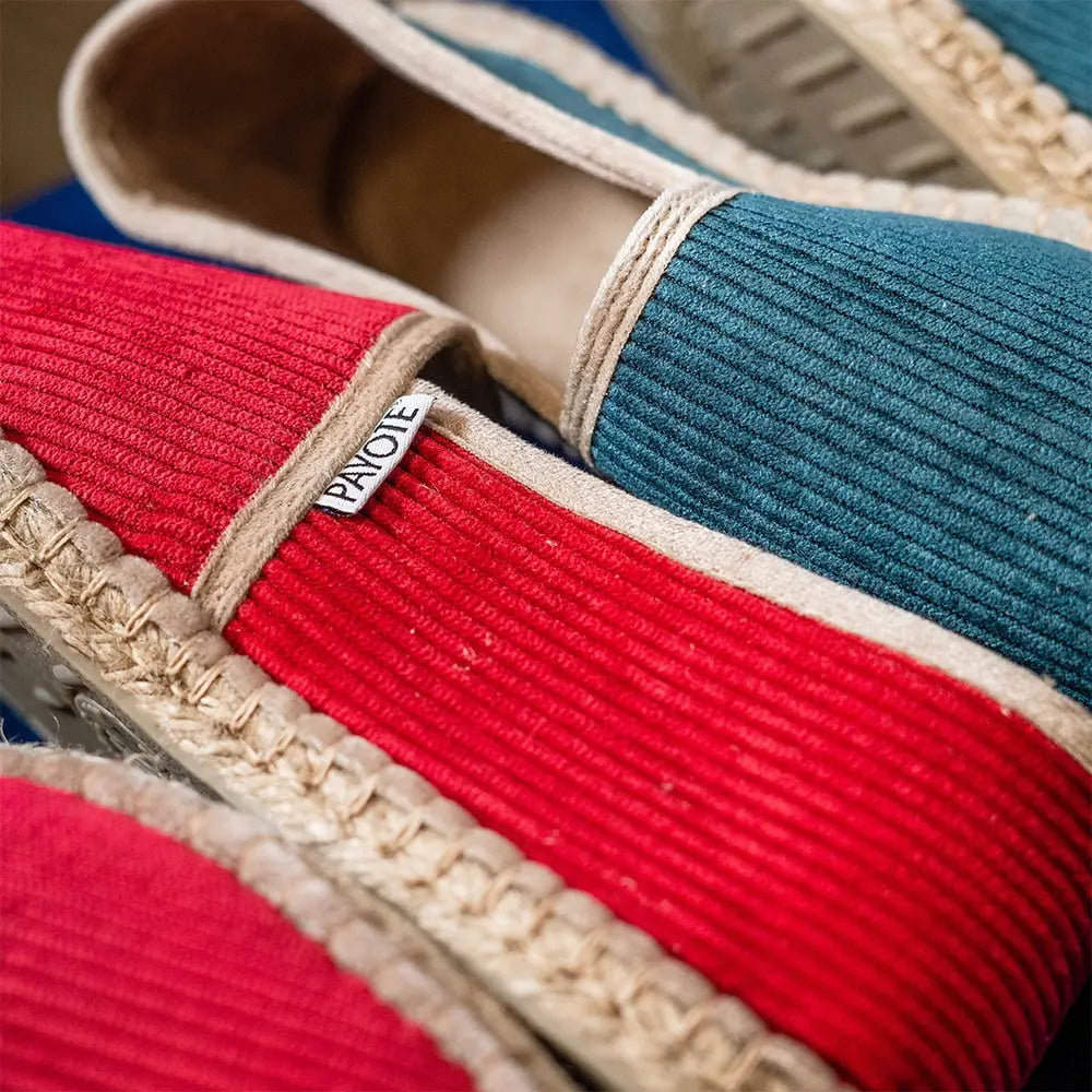 Chausson espadrille en velours côtelé rouge