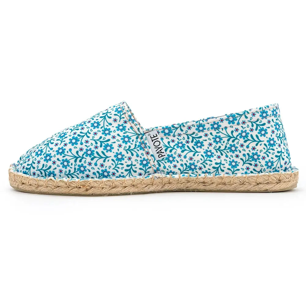 Espadrille blanche à fleurs bleues