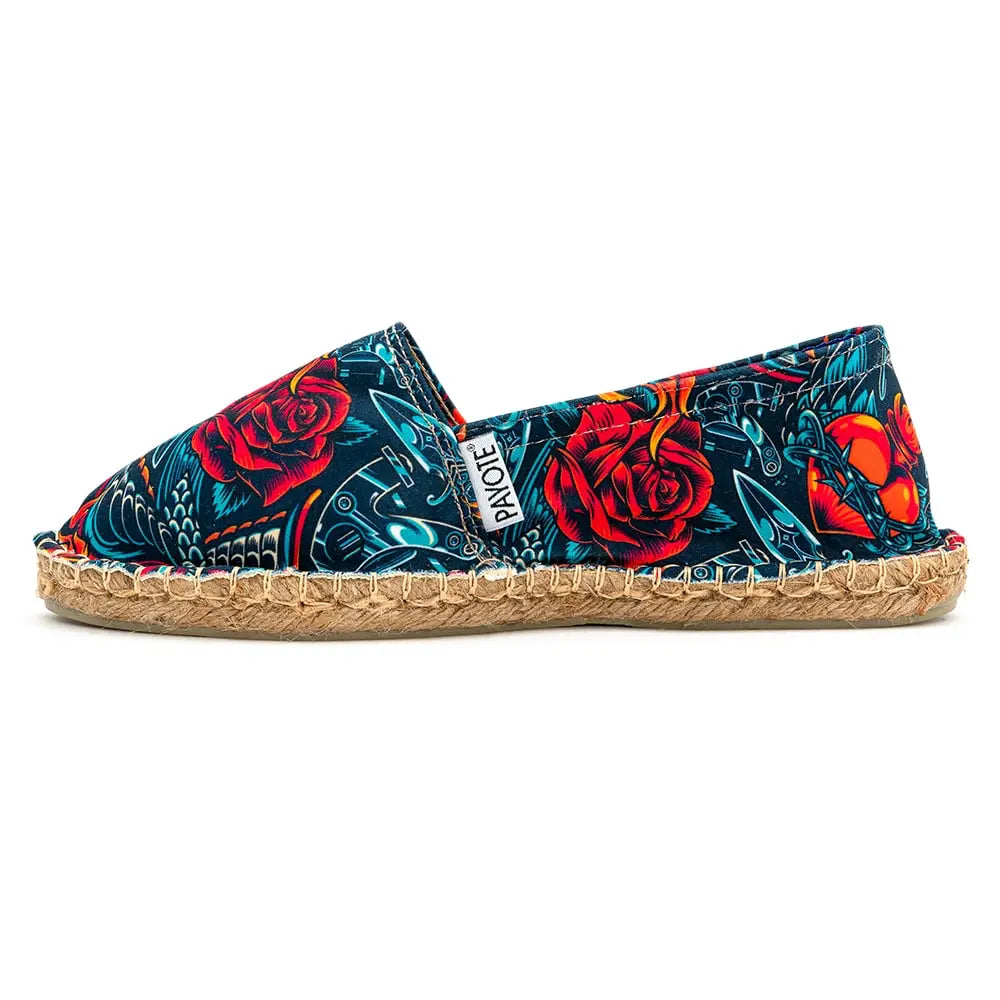 Espadrille gothique motif roses